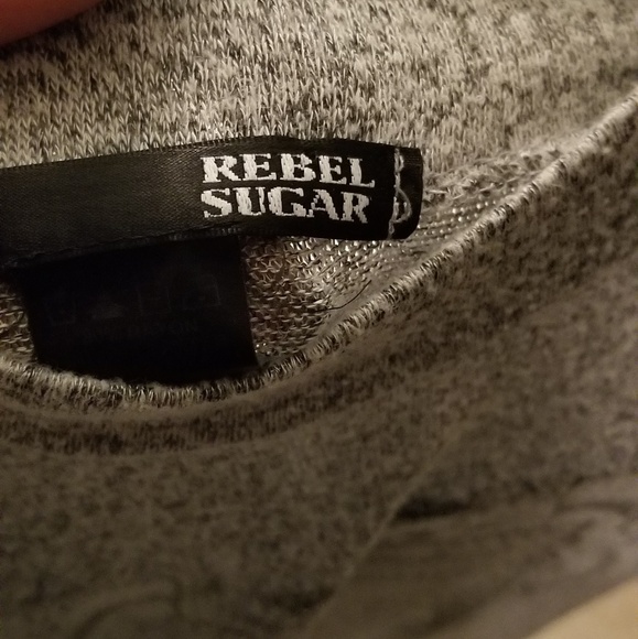 Warm top - Picture 2 of 2